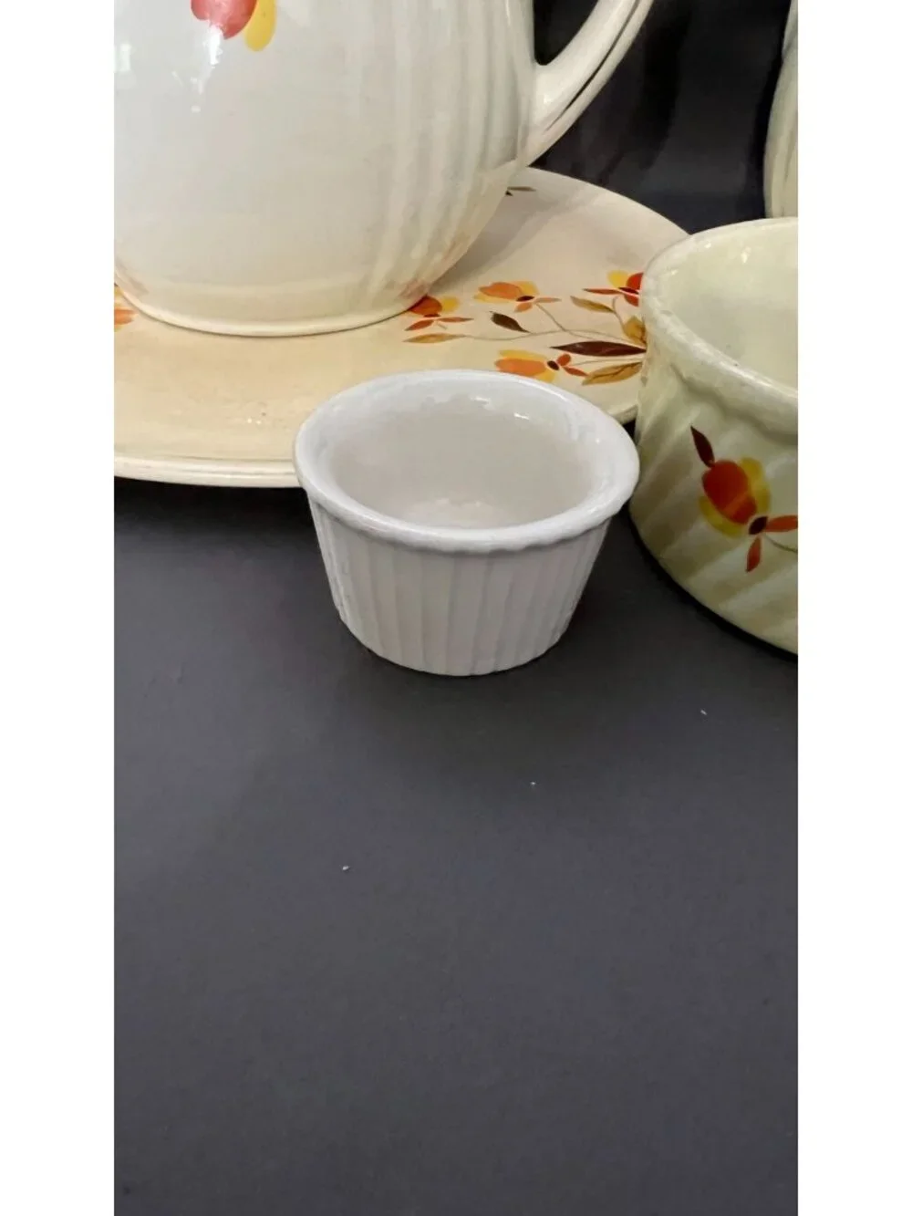 Vintage Hall Autumn Leaf Ceramic Dish Set Creamer & Bowl Set